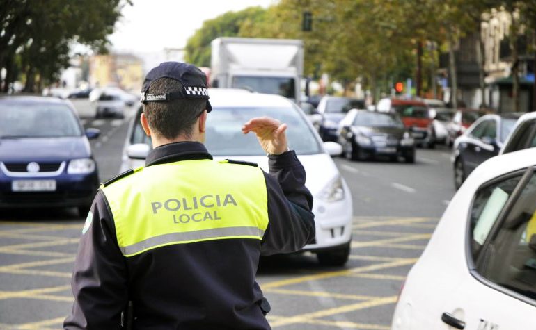 Dos plazas de Policía Local en el Ayuntamiento de Alcalá del Río, Sevilla