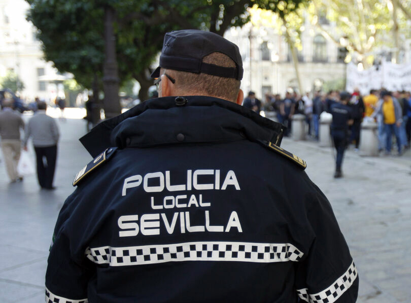 Tres plazas de Policía Local en Cazalla de la Sierra, Sevilla